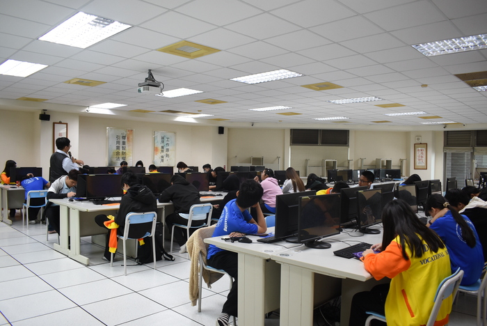 114.12.16「東吳工家資處科」蒞校體驗參訪圖片