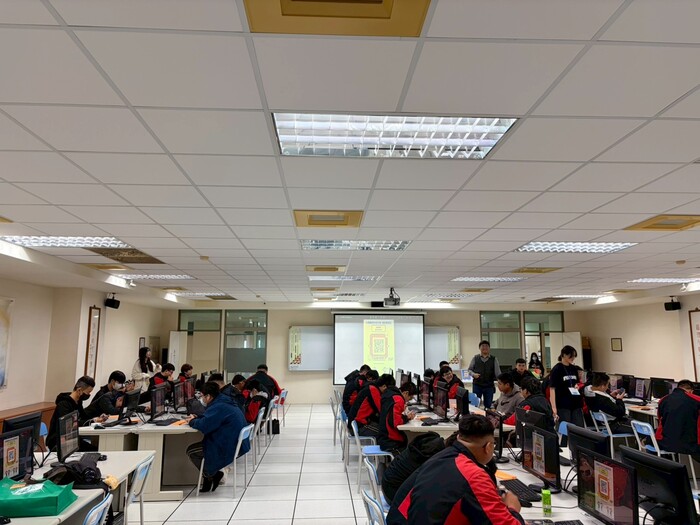 114.12.17「大成商工汽車科、水電科」蒞校體驗參訪圖片