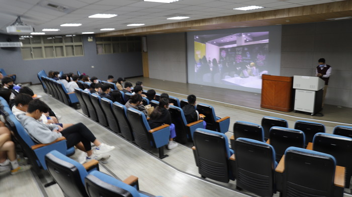 114.12.18「台南海事商經科、電商科」蒞校體驗參訪圖片