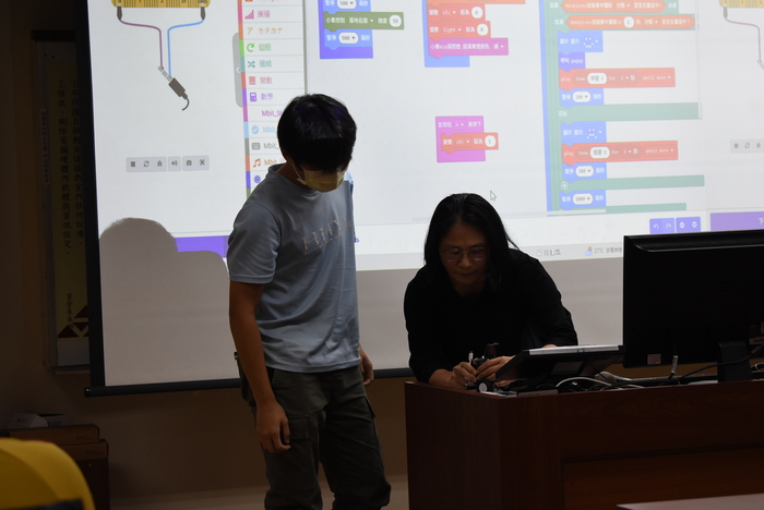 114.12.18「新化高工資處科」蒞校體驗參訪圖片